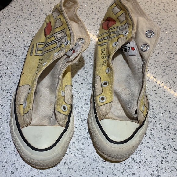 VINTAGE CONVERSE HIGHTOP SCHOOL BUS YELLOW KIDS SHOES size 13 - Picture 2 of 8
